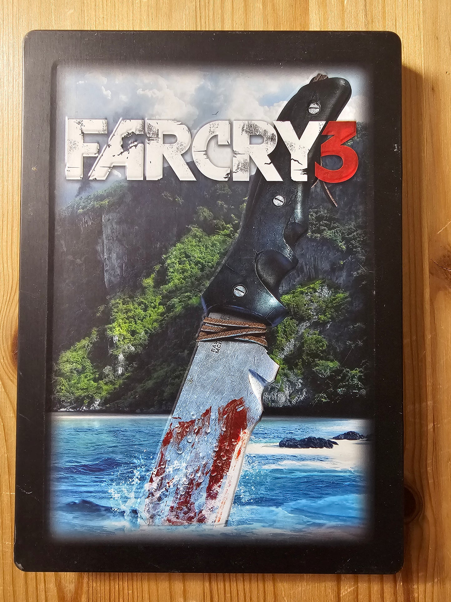 FAR CRY 3 STEELBOOK + FREE PC GAME DISKS